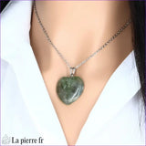 Pendentif cœur en fluorite verte, pierre naturelle pour la lithothérapie.