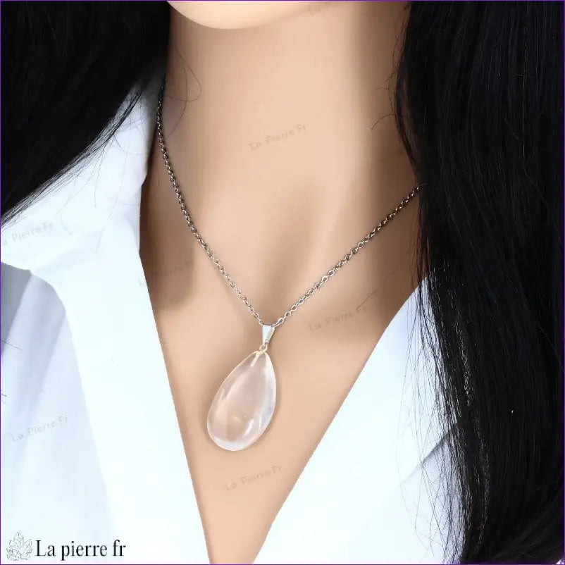 Pendentif en Cristal de Roche véritable en forme de goutte