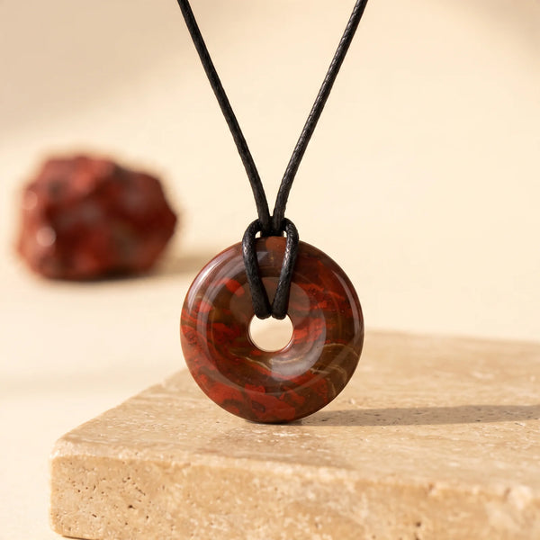Pendentif donut en jaspe bréchia rouge brique, idée cadeau bijou en pierre naturelle