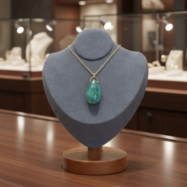 Pendentif Fluorine Verte avec chaîne dorée 60 cm, bijou en pierre naturelle