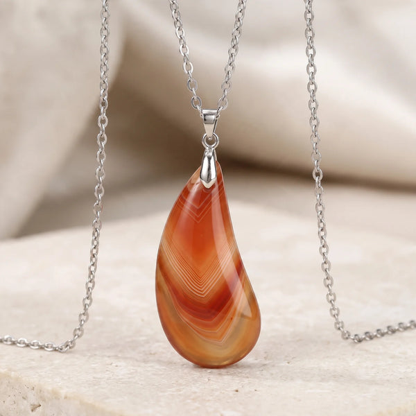Pendentif agate rouge rubanée en forme de goutte, idée cadeau bijou en pierre naturelle