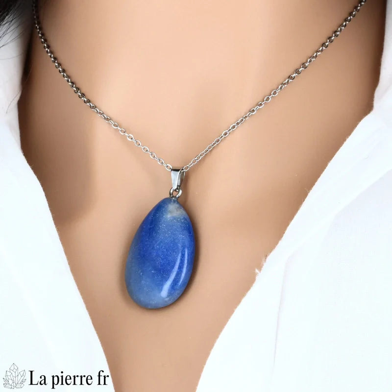 Pendentif goutte en pierre Aventurine Bleue, bijou de lithothérapie.