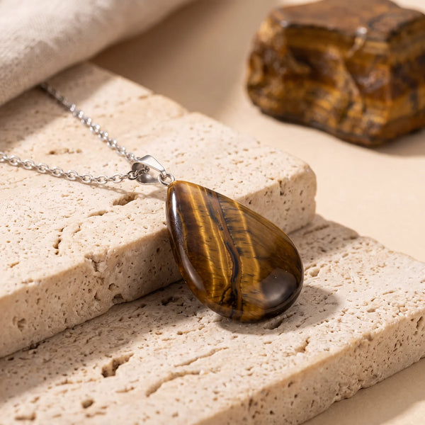Pendentif goutte en œil de tigre 25 mm, idée cadeau bijou en pierre naturelle