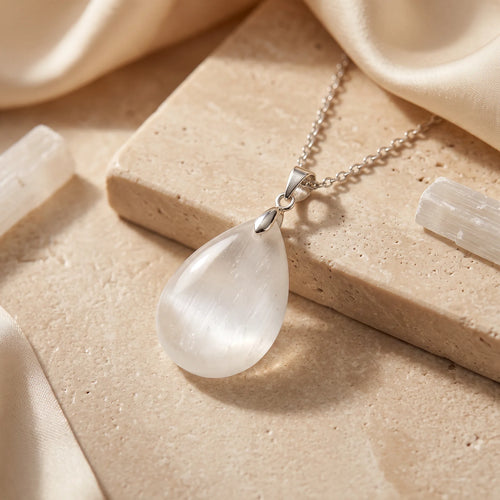 Pendentif Sélénite Goutte Polie, Bélière Argent 925, Chaîne ou Cordon au Choix
