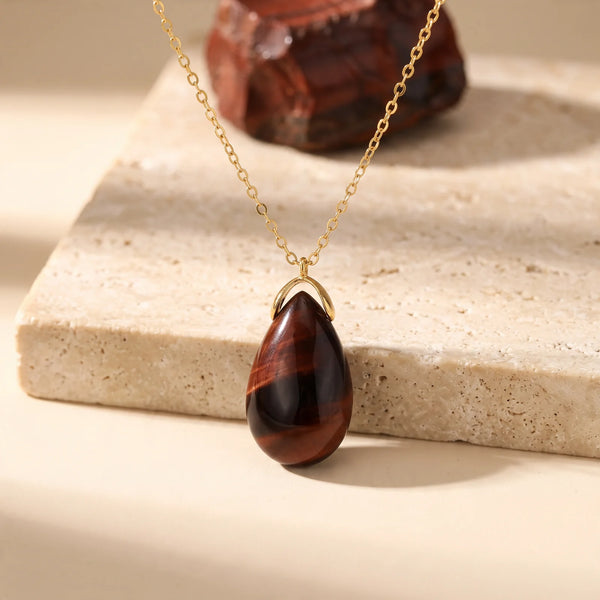 Pendentif larme en œil de taureau rouge acajou, idée cadeau bijou en pierre naturelle