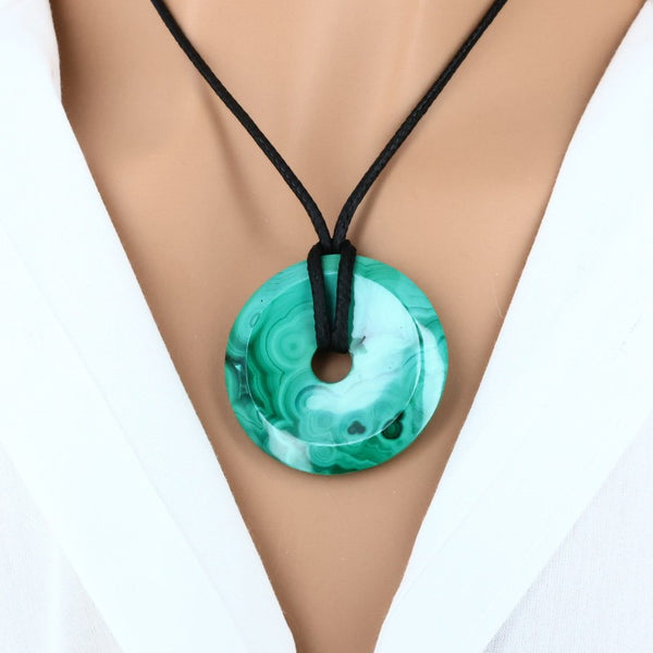 pendentif malachite forme donut pierre naturelle