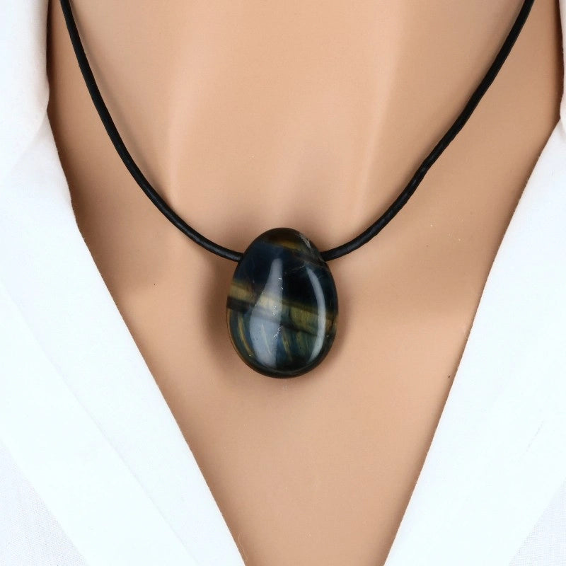 pendentif oeil de faucon pierre naturelle