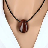 Pendentif goutte en pierre Œil de Taureau 