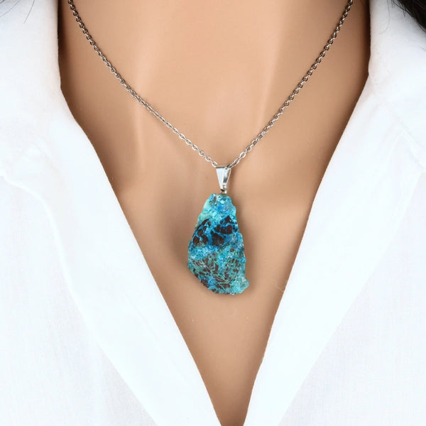 pendentif en pierre naturelle chrysocolle brute Pérou nuances turquoise