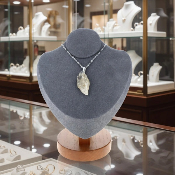 bijou citrine brute pierre naturelle du brésil translucide pour la  lithothérapie