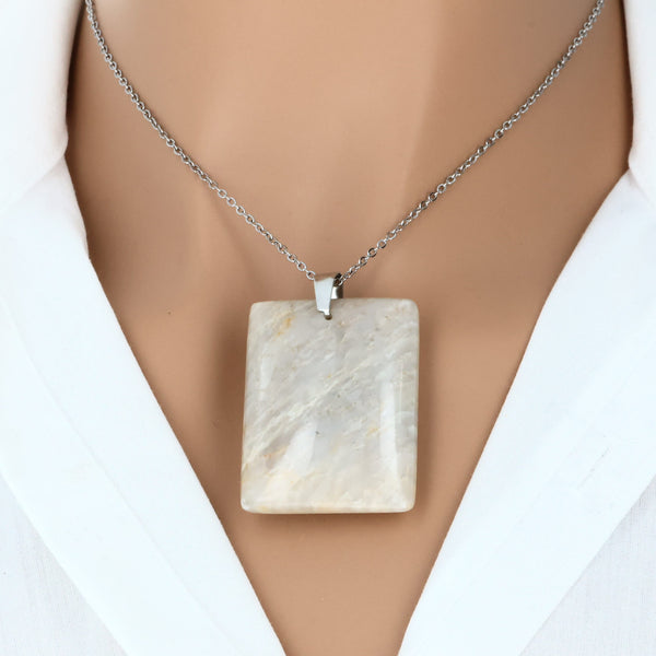 pendentif pierre de lune beige pierre plate naturelle lithothérapie