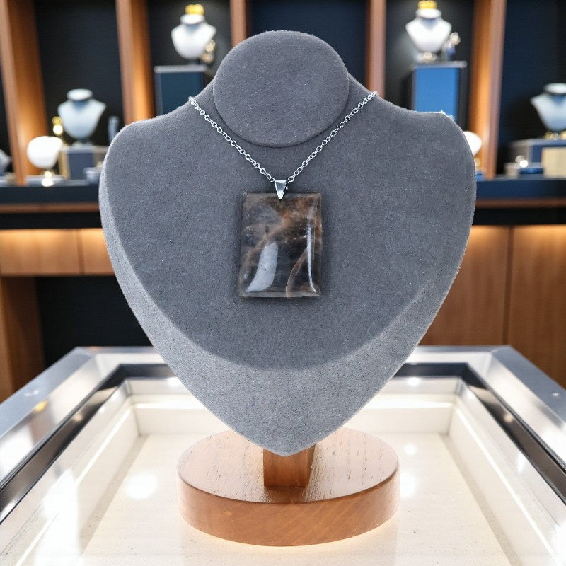 collier pierre de lune noire rectangle pierre naturelle madagascar