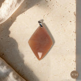 Pendentif Pierre de Lune Orange Pièce Unique, Forme Libre Polie, Numéro au Choix