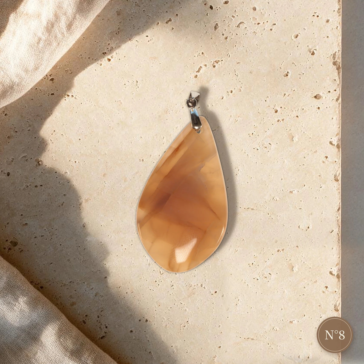 Pendentif lithothérapie pierre de lune orange pièce unique N°8, forme libre torsadée, bélière argentée