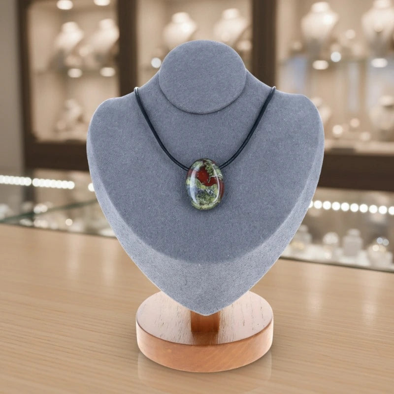 Pendentif percé en Pierre de Sang, pierre naturelle pour force vitale et protection