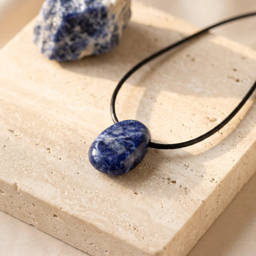 Pendentif Pierre Percée en Sodalite Naturelle, Chaîne ou Cordon au Choix