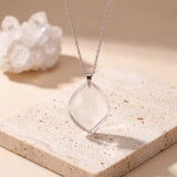 Collier Quartz Blanc, Pendentif Cristal de Roche Forme Libre, Pierre Plate