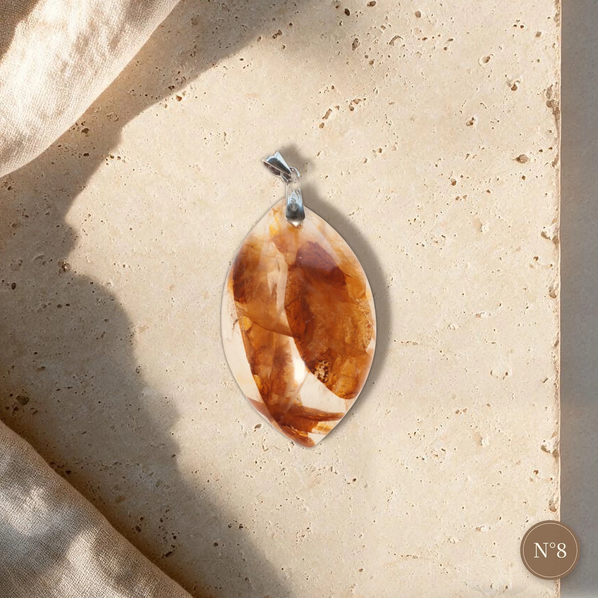 Pendentif quartz hématoïde jaune N°8, navette aux voiles rouille et ocre profond, pièce unique