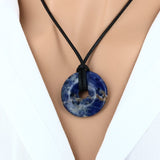 Pendentif en pierre Sodalite – forme donut 