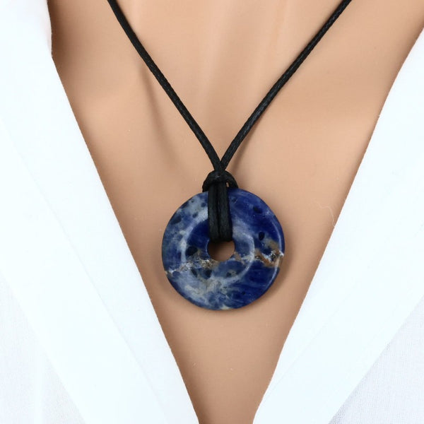 pendentif sodalite forme donut marbré bleu blanc