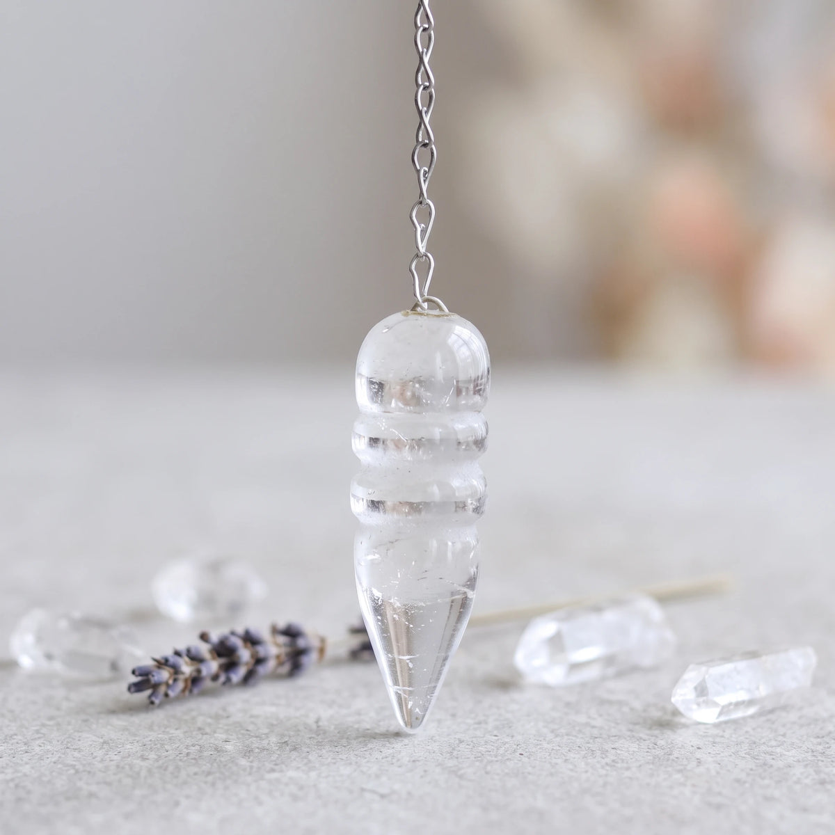 Pendule égyptien en cristal de roche, pierre naturelle de clarté