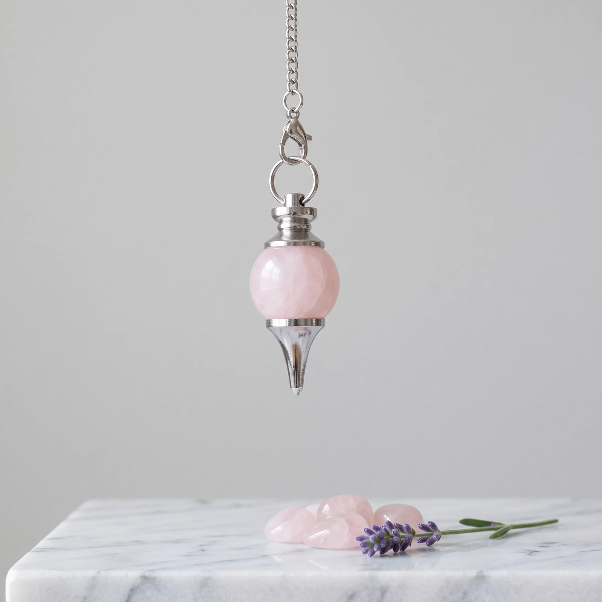 Pendule séphoroton en quartz rose, pierre naturelle de l'amour