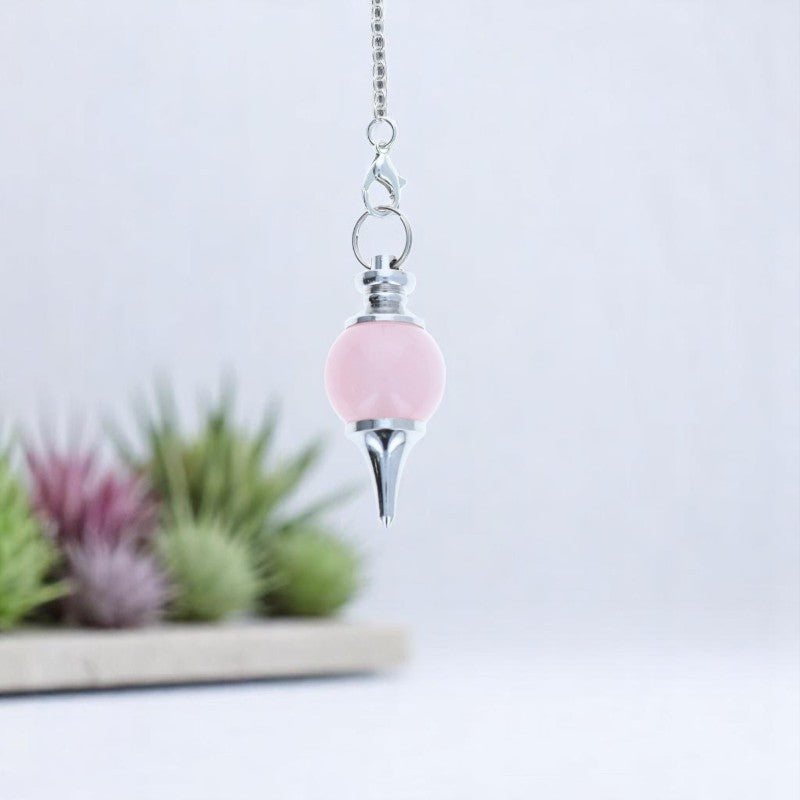 Détail de la pierre de Quartz Rose authentique du Pendule Séphoroton (Quartz Rose)