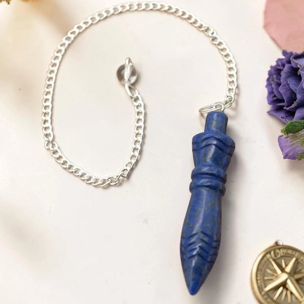 Pendule de Thot en lapis-lazuli naturel bleu veiné de pyrite dorée sur chaînette acier argenté