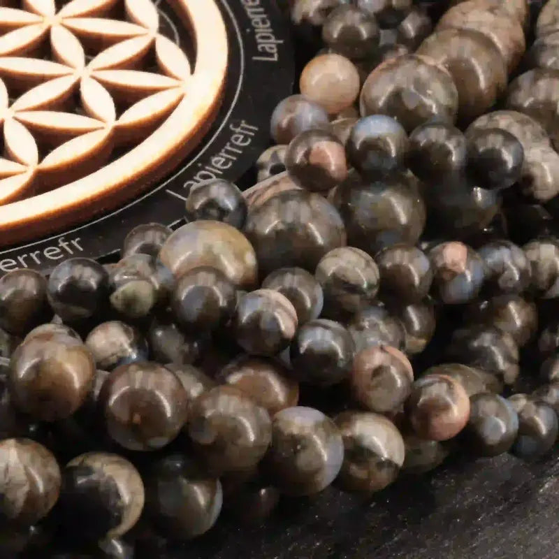 Perle de pierre ronde polie libérite 8 mm