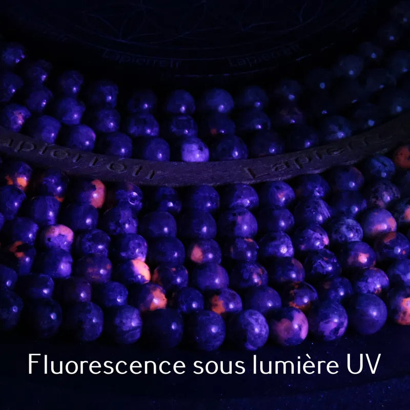 Perles de pierre yooperlite pour un mala du chakra de la gorge