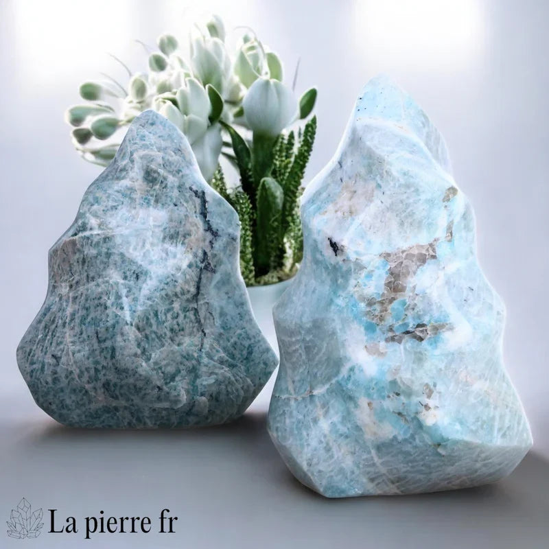 Pierre en Amazonite naturelle polie de Madagascar pour décoration et lithothérapie