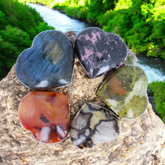 Collection de pierres en forme de cœur naturelles, quartz rose, améthyste, aventurine