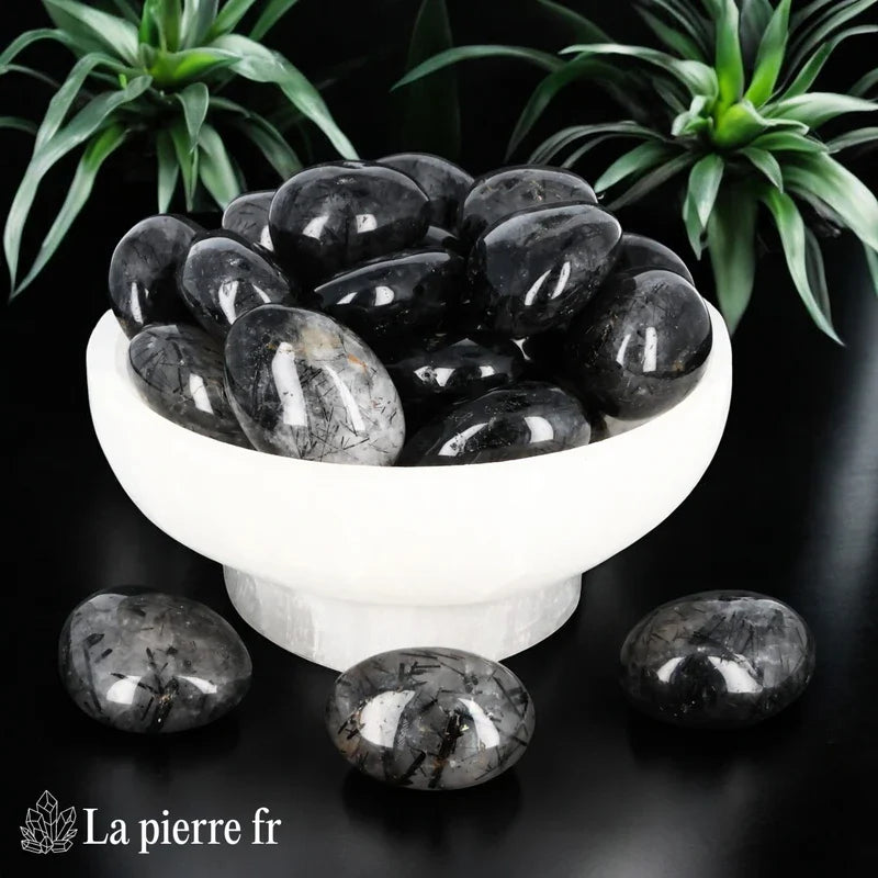 pierres roulées en Quartz Tourmaline naturelle du Brésil. Pierre idéale pour lithothérapie, protection et équilibre énergétique.
