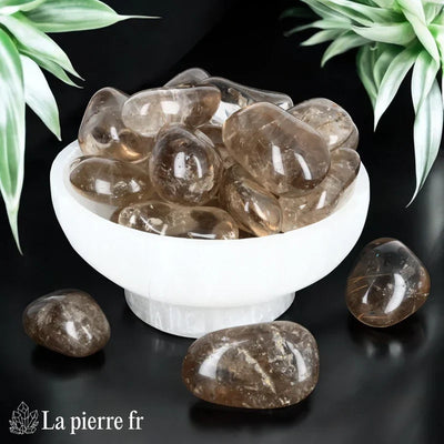 pierres roulées en Quartz Fumé naturel du Brésil. Idéal pour lithothérapie, ancrage et protection. Apporte calme émotionnel et dissipe les énergies négatives.