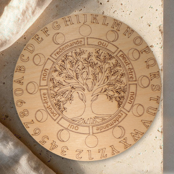 Planche pendule alphabet A à Z et chiffres 0 à 9 en bouleau gravé