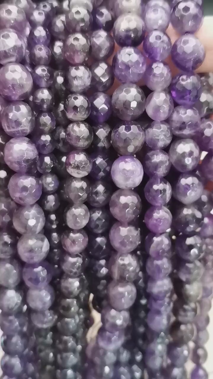 Vidéo des perles d'améthyste facettées sur fil de 36 cm