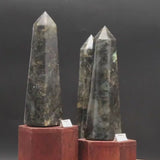 Pointe en Labradorite de Madagascar — Grand obélisque poli à la main