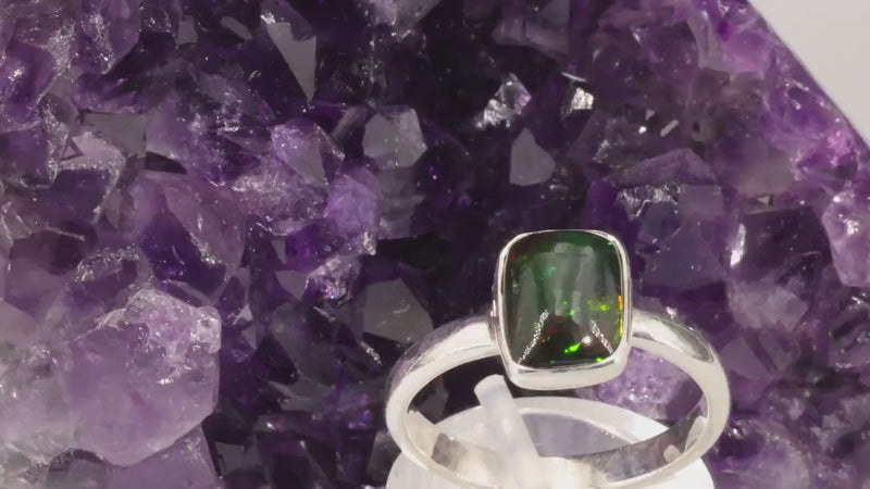 Bague Opale noire | Bague en argent réglable-ajustable | Bijou minimaliste en véritable pierre naturelle pour femme