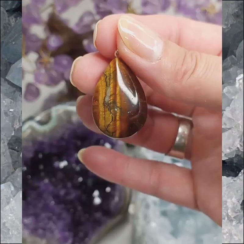 Pendentif en Pierre Œil de Tigre, un Symbole de Force, de Volonté et de Courage