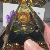 Pyramide Orgonite Arbre de Vie Spirale Œil de Tigre et Obsidienne Noire, Protection Active et Dynamisme