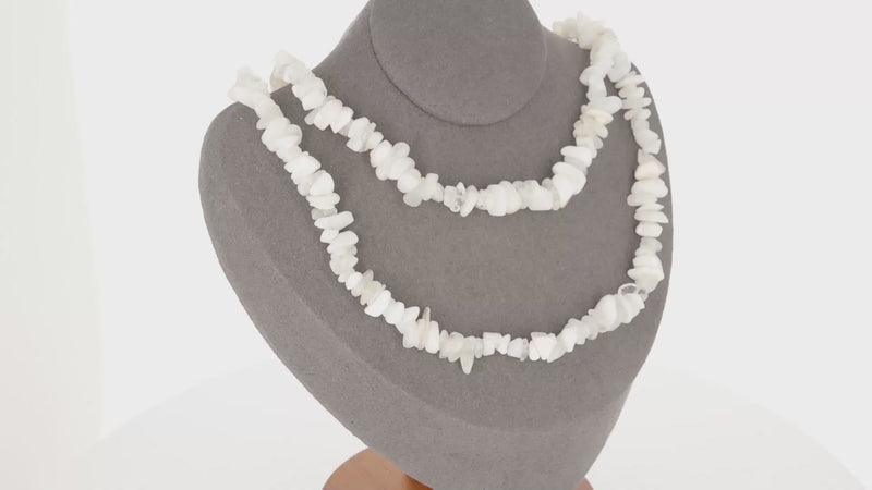 Délicat Collier Pierre de Lune (Clair de Lune Nacré) avec pierres baroques, création La Pierre Fr.