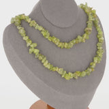 Vivifiant Collier Péridot (Éclosion Printanière) avec pierres baroques, création La Pierre Fr.