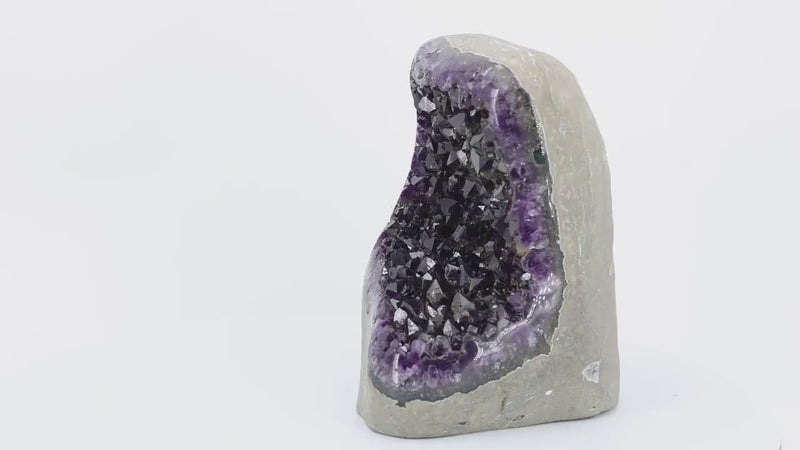 Géode Améthyste d'Uruguay | GRADE AAA | Cristaux violet | Pierre de la sagesse et de l'humilité | LaPierreFR boutique de minéraux en France