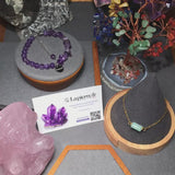 Bracelet Sodalite LINE® – pierre bleue tube facettée sur chaîne dorée