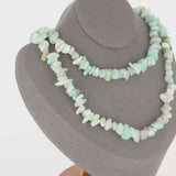 Collier femme (Onde Sereine) en Amazonite baroque, bijou de détente et d'optimisme.