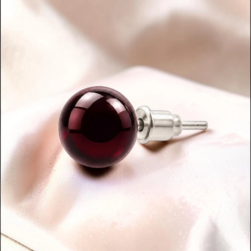Puces d'oreilles femme en acier inoxydable argenté avec pierre grenat rouge naturel