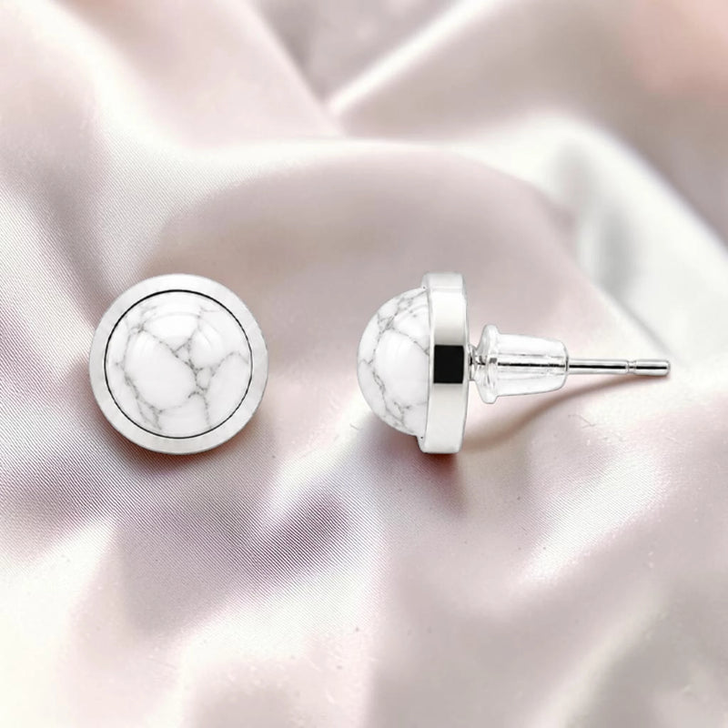 Puces d'Oreilles Howlite Blanche SERTIA® – pierre sertie 10 mm, acier argenté