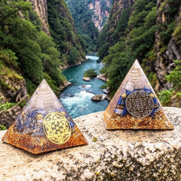 Pyramide orgonite fleur de vie étoile cristal de roche et lapis lazuli en pierre naturelle 60mm — sagesse et clarté mentale