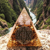 Pyramide Orgonite Fleur de Vie Étoile Cristal de Roche et Œil de Tigre, Protection et Dynamisme