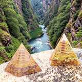 Pyramide Orgonite Pointe Améthyste en Pierre Naturelle, Sérénité et Élévation